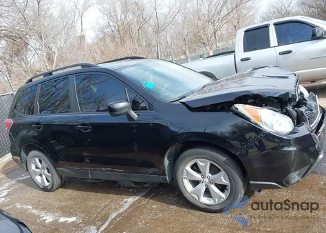 2015 Subaru Forester 2.5I Premium z USA, uszkodzony, nr VIN JF2SJADC2FH534452